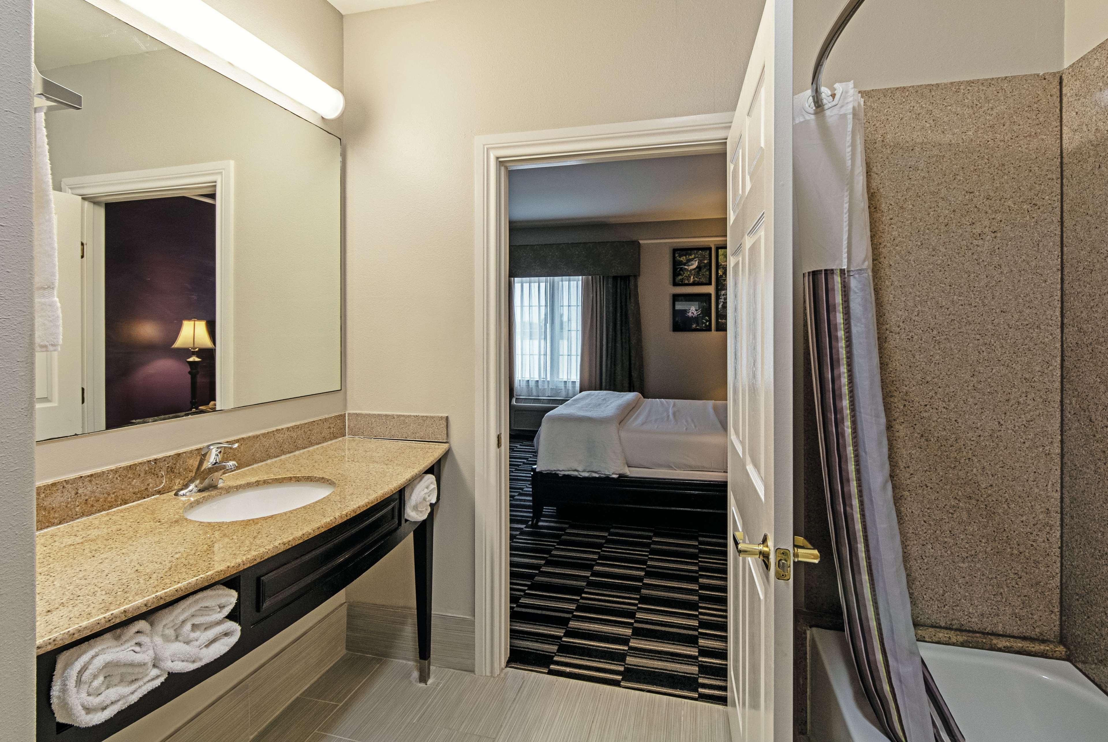 La Quinta By Wyndham Alamo-Mcallen East Экстерьер фото